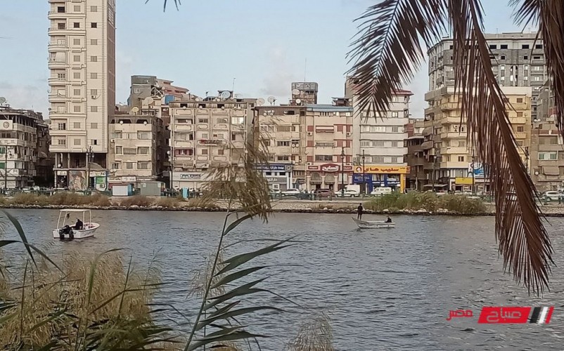 انتشال غريق الكوبري العلوي من نهر النيل بدمياط