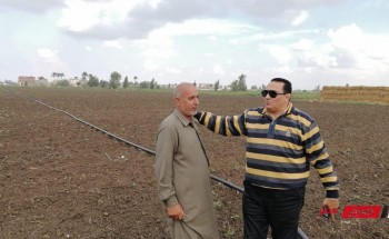 وكيل وزارة الزراعة بدمياط يتفقد زراعات الكتان والبطاطس بمركز كفر سعد