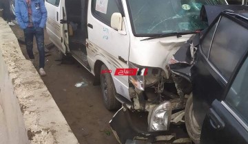 رفع حطام السيارات من طريق بورسعيد دمياط بعد الحادث المروع