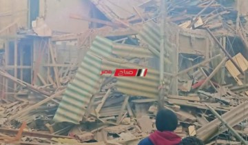 بعد اخبار الزلزال .. بالصور انهيار عقار مكون من 3 طوابق في ميدان سرور بدمياط