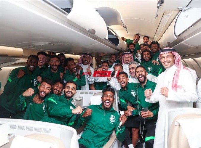 رونالد دي بور يُهنئ المنتخب السعودي على التأهل إلى كأس العالم