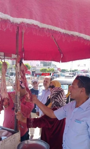 حملة تموينية مكبرة تتفقد شوادر ومحلات بيع اللحوم والأغذيه بدمياط