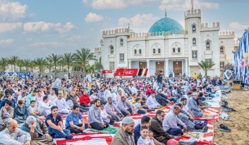 اقبال كبير على اداء صلاة عيد الفطر بالساحات والمساجد في دمياط