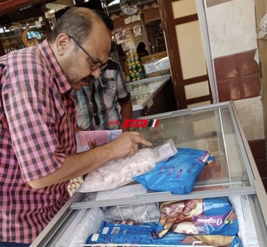 ضبط 164 كيلو لحوم ودواجن غير صالحة في حملة على المطاعم والمحلات بدمياط