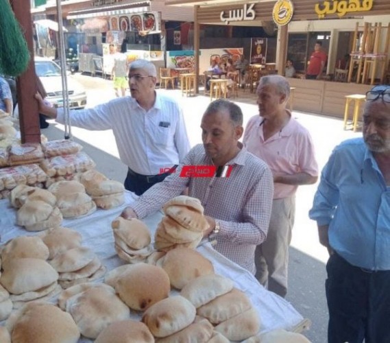 حملة تموينية للاطمئنان على توافر الخبز لتلبية احتياجات المواطنين بدمياط