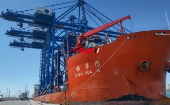 ميناء دمياط يستقبل 40 الف طن من القمح لصالح هيئة السلع التموينية عبر السفينة PETRA-3