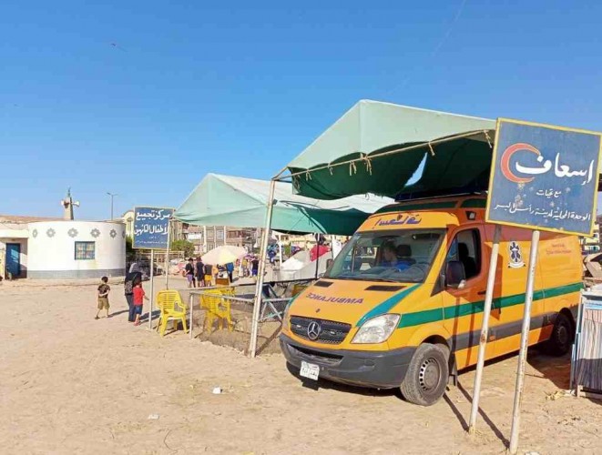 صحة دمياط تقدم خدماتها الطبية لـ 4164 مواطن ضمن مبادرة تأمين شواطىء مدينة رأس البر