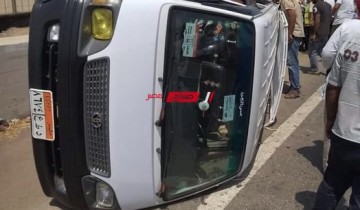 اصابة 3 اشخاص في حادث مروع بين سيارة ميكروباص وملاكي على طريق جمصة – دمياط