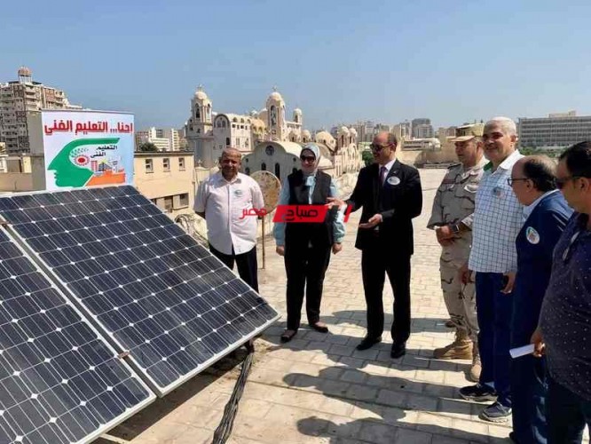 مدير تعليم الإسكندرية يتفقد مشروع محطة توليد الطاقة الشمسية بمدرسة محمد علي الزخرفية