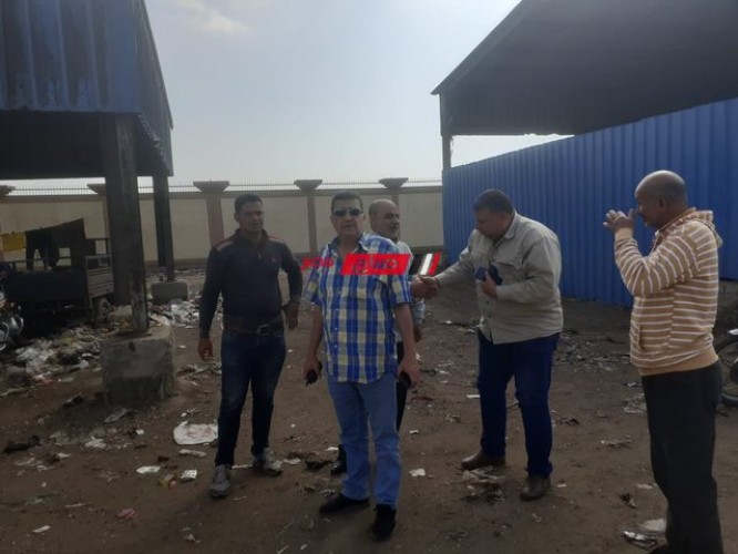 رئيس مدينة فارسكور بدمياط يتفقد أعمال مصنع تدوير القمامه بأبو جريدة