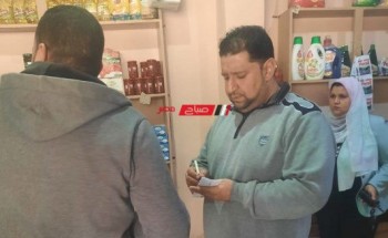 حمله مكبرة تراقب الأسعار وتفتش على محلات المواد الغذائيه في قرية شرباص بدمياط