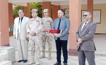 المستشار العسكري لمحافظة دمياط يتفقد سير المدارس العسكرية في جولة ميدانية
