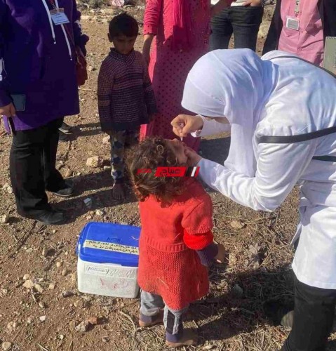 لليوم الثالث … استمرار فعاليات حملة التطعيم ضد شلل الاطفال في 993 فرقه ثابته ومتحركة بدمياط