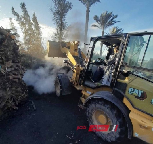 إزالة مكمورة فحم بقرية الرياض في دمياط الجديدة علي مساحة 150متر