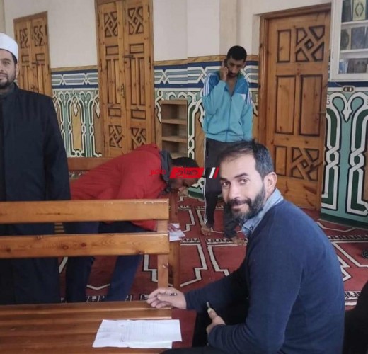 أوقاف دمياط تعقد لجنة لإمتحانات محو الأمية داخل المسجد