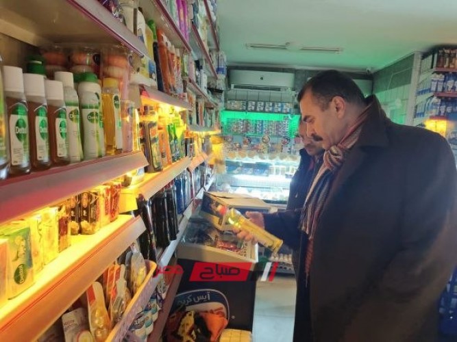 استمرار الحملات المكبرة علي الأسواق بأحياء الإسكندرية لمتابعة توافر السلع الغذائية