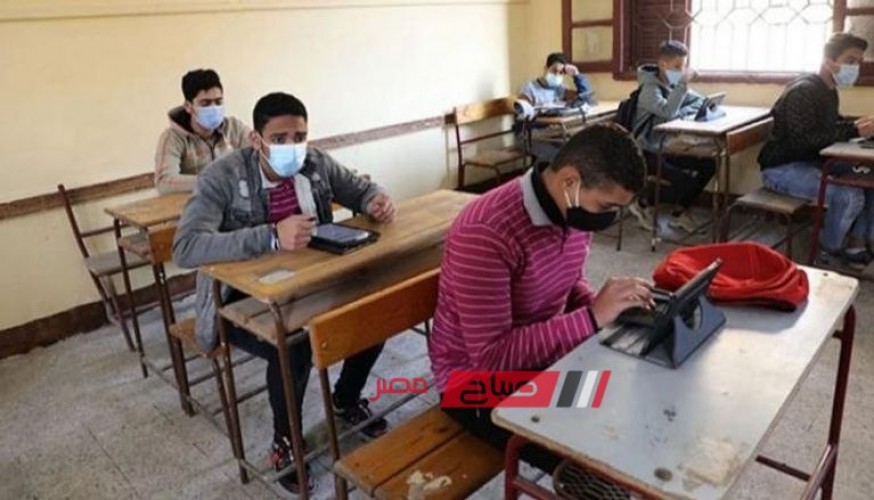 تباين آراء طلاب الثانوية العامة حول امتحان الفيزياء للقسم العلمي في الإسكندرية