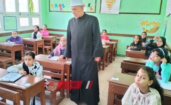 رئيس منطقة دمياط الأزهرية يتفقد سير امتحانات الابتدائية للفصل الثاني 2023