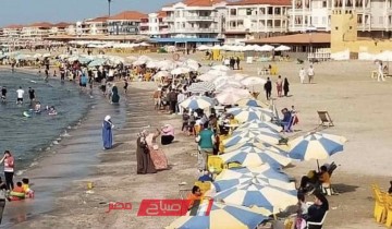 اقبال متوسط على شواطىء رأس البر بدمياط في رابع ايام عيد الفطر