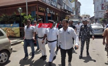 شن حملات مكبرة لإزالة اشغالات شارع النيل في رأس البر لليوم الثالث على التوالي