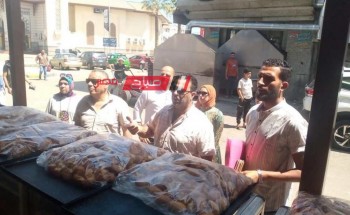 تحرير 28 محضر نظافة و 4 اخرين لعدم حمل شهادات صحية وإعدام 30 كيلو أغذية فاسدة في رأس البر