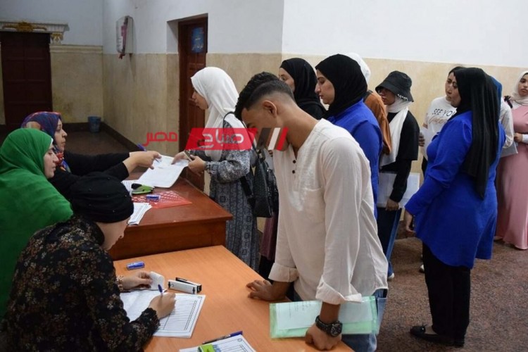 اليوم السبت.. البدء فى توقيع الكشف الطبي على الطلاب الجدد بجامعة القاهرة