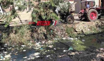 محلية دمياط تواصل اعمال تطهير الترعة الدمياطية بنطاق قرية  البصارطة