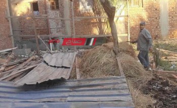 التصدي لاعمال بناء جراج مخالف في مهد قرية العنانية بدمياط
