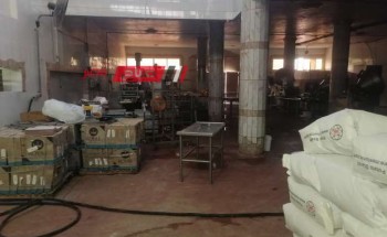 ضبط سلع غذائية مجهولة المصدر في منطقة برج العرب بمحافظة الإسكندرية