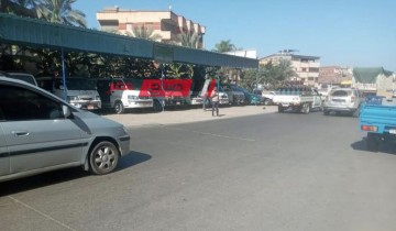 حملات رقابية للمرور على مواقف سيارات الاجرة في دمياط لمتابعة الالتزام بتعريفة الركوب