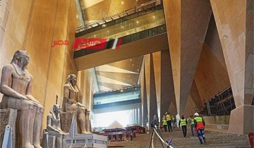 الدرج العظيم بالمتحف المصري الكبير – افتتاح المتحف المصري الكبير