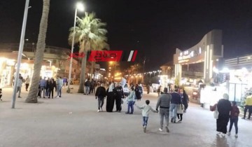 اقبال ضعيف على شارع النيل في رأس البر بالعطلة الأسبوعية