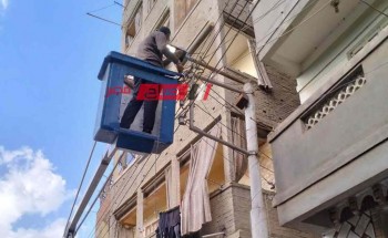 انطلاق حملات صيانة كشافات الإناره بالشوارع الجانبيه في قرى فارسكور بدمياط