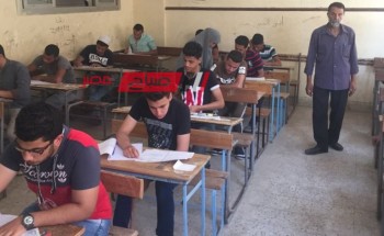 تباين آراء طلاب الشهادة الإعدادية بالإسكندرية في امتحان الجبر والإحصاء