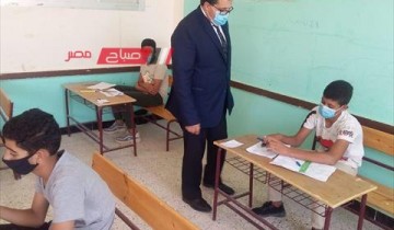 طلاب الشهادة الإعدادية بالإسكندرية يؤدون امتحان العلوم الترم الأول 2024
