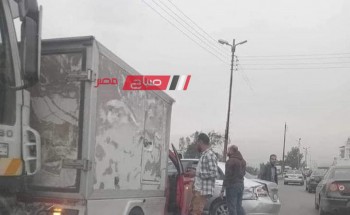 تصادم 3 سيارات على طريق كفر سعد بدمياط دون خسائر بشرية