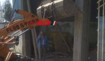 التصدي لاعمال بناء مخالف في كفر سعد البلد بدمياط