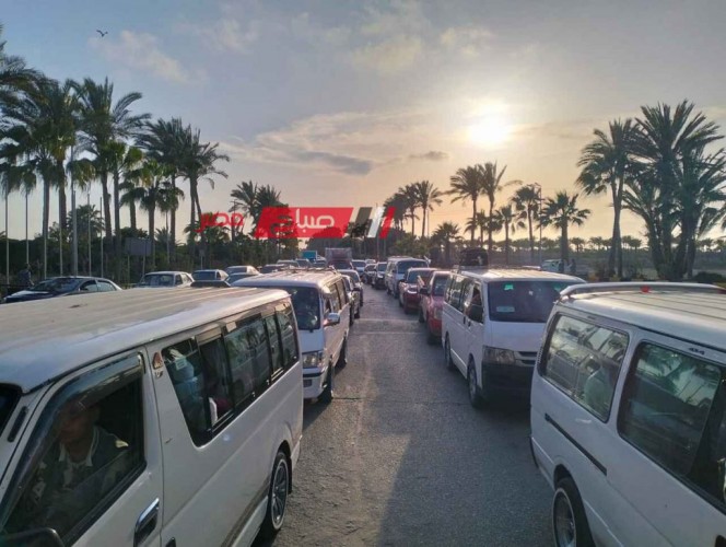 إقبال كبير من الزائرين على مدينة رأس البر خلال ثالث أيام عيد الفطر المبارك