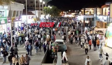 توافد مستمر من المواطنين على شارع النيل في رأس البر .. خلال رابع ايام العيد