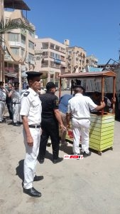 جهاز دمياط الجديدة يشن حملة مكبرة لإزالة الإشغالات بأحياء متفرقة بالمدينة 31 1E11F892 388A 4AF6 8178 B9E791D128D1