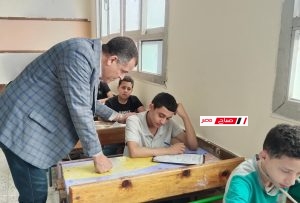 مدير تعليم دمياط يتفقد لجان امتحانات النقل بالزرقا … الأسئلة واضحة والطلاب مطمئنون 28 2EB5D420 3856 4224 8F9D 5E247F124726