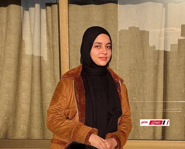بنت دمياط: هاجر أشرف تحصد المركز الثالث جمهوريًا في مسابقة الطالبة المثالية