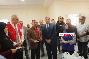 محافظ دمياط يتفقد قرية الوسطاني ويشهد توزيع المساعدات على المواطنين المتضررين من الأمطار 18 CAF10DC6 3FB2 4254 B344 8DAEE2451E81