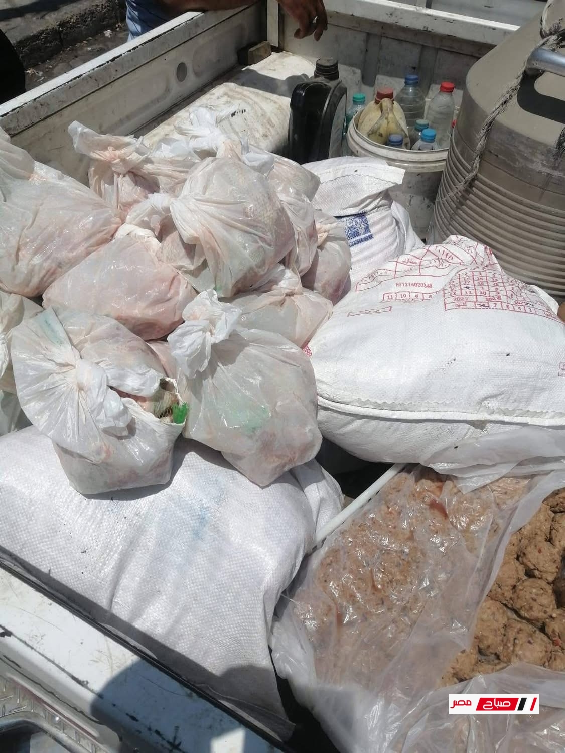 ضبط 228 كيلو دواجن وحواوشي غير صالحة بدمياط