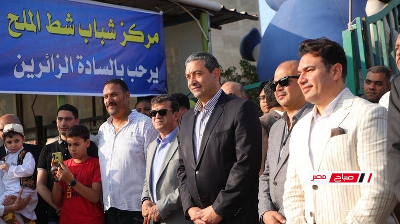 محافظ دمياط يشارك  أعضاء مركز شباب شط الملح أجواء العيد