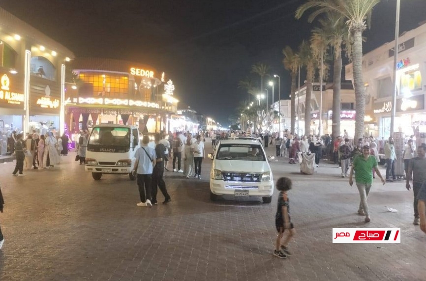 الوحدة المحلية برأس البر تُنفذ حملة ليلية لرفع الاشغالات بشارع النيل