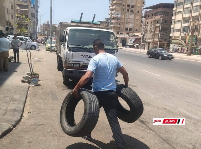 حملة لرفع الإشغالات بحي ثالث دمياط